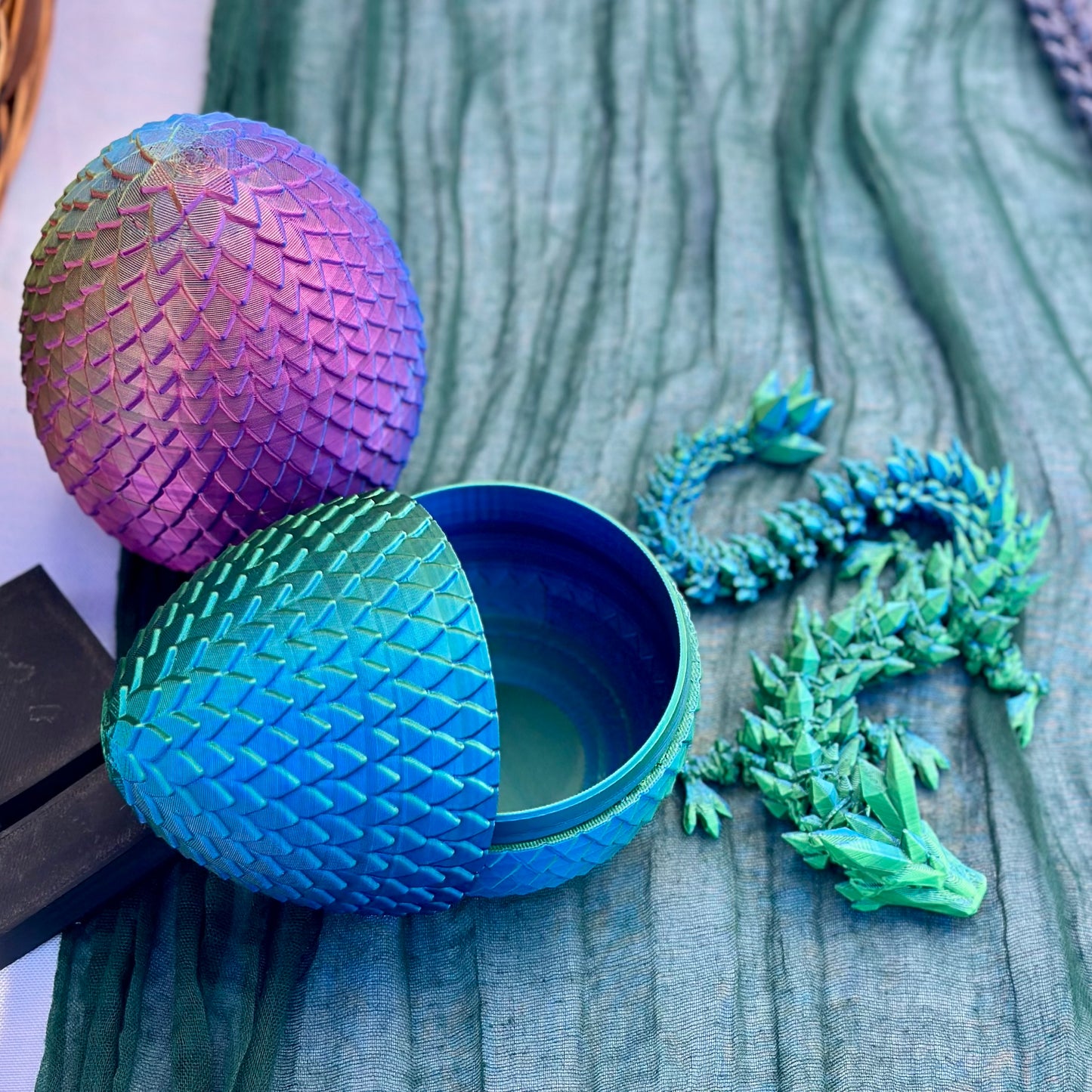 Egg with Dragon