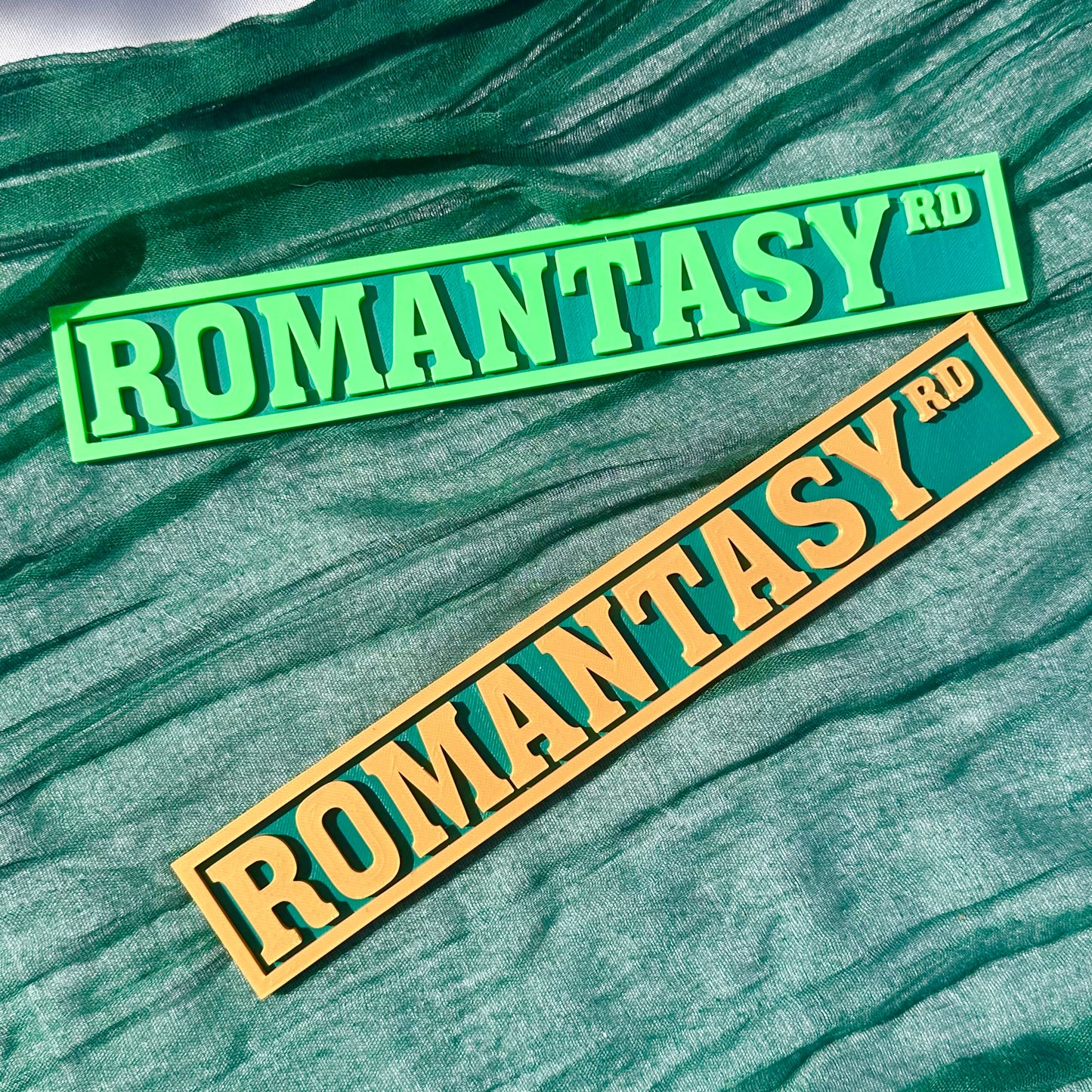 Romantasy Rd Sign