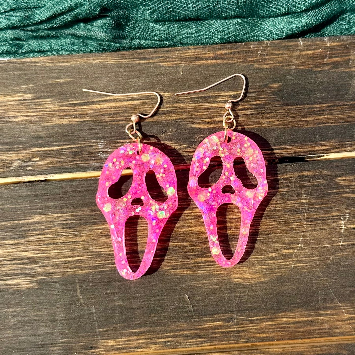 Scream Dangle Earrings/Necklace